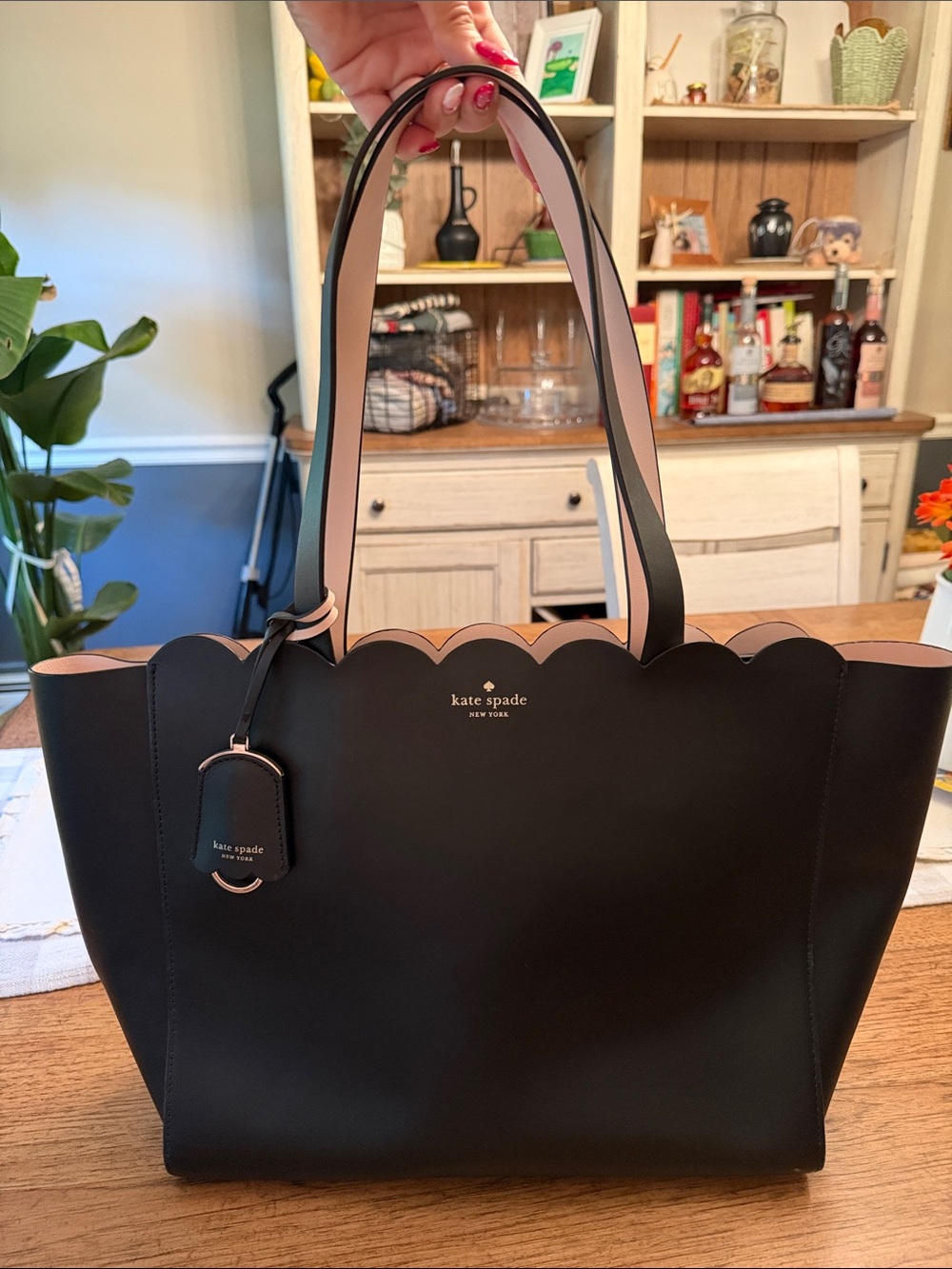 kate spade black scallop-edge tote with blush trim